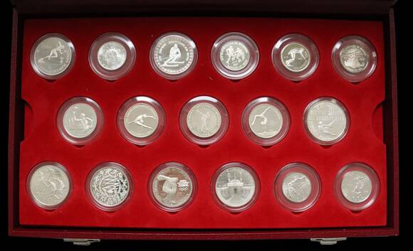OLYMPISCHE SPIELE 1984 tolle Silbersammlung mit 39 Silbermünzen