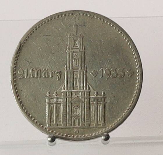 DRITTES REICH 2 Reichsmark Garnisonkirche mit Datum 1934 D Jaeger 355
